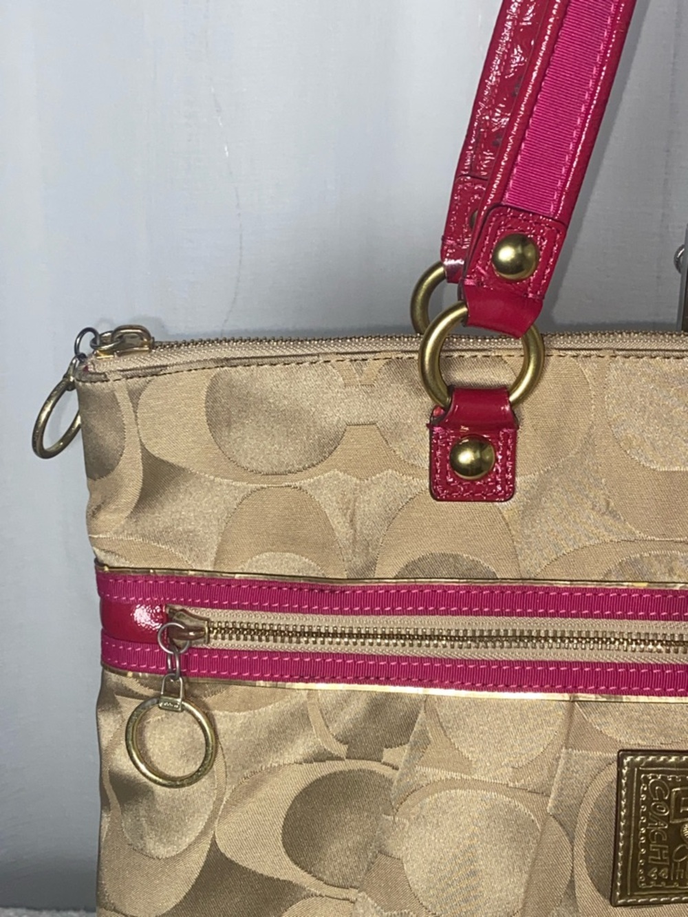 GUC Coach Poppy Daisy Sig Tote - Picture 5 of 9